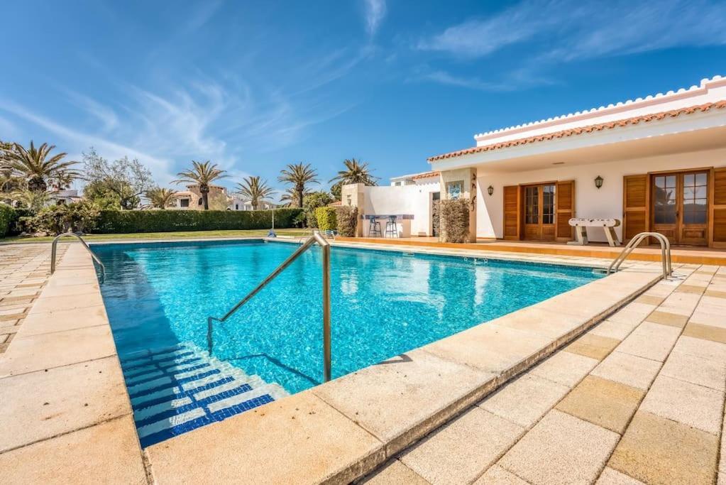 La Calma Espectacular Villa Con Jardin Y Piscina En Menorca S'Algar Bagian luar foto