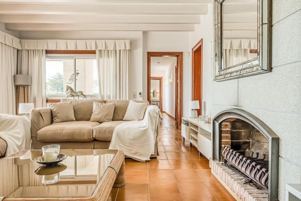 La Calma Espectacular Villa Con Jardin Y Piscina En Menorca S'Algar Bagian luar foto