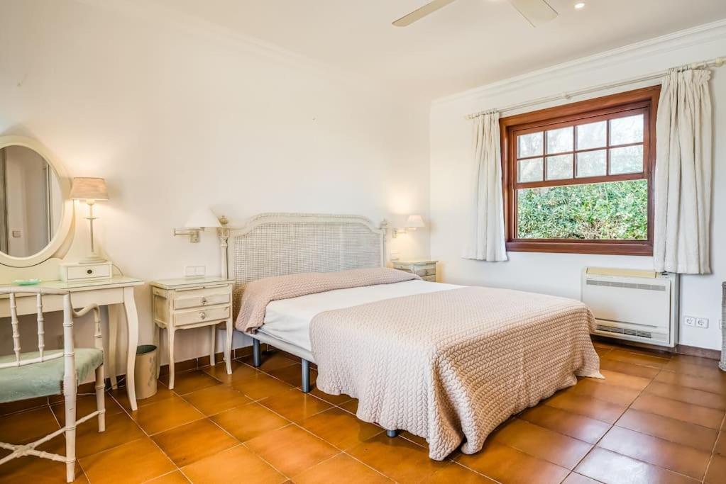 La Calma Espectacular Villa Con Jardin Y Piscina En Menorca S'Algar Bagian luar foto