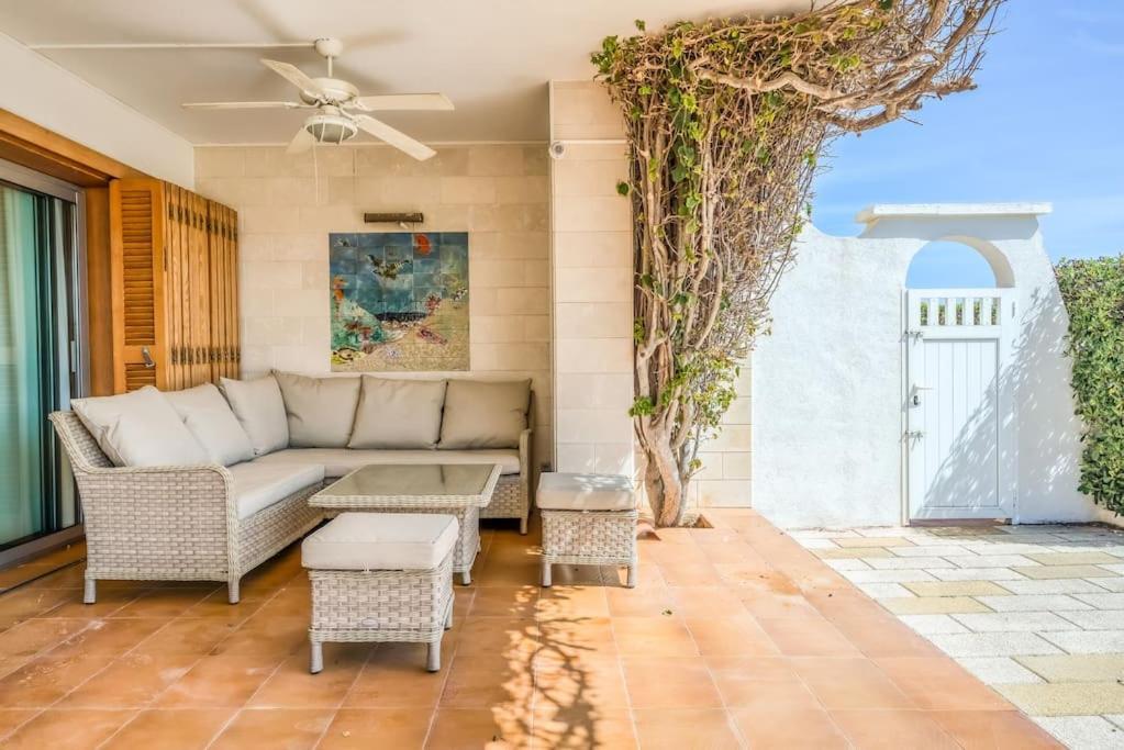 La Calma Espectacular Villa Con Jardin Y Piscina En Menorca S'Algar Bagian luar foto