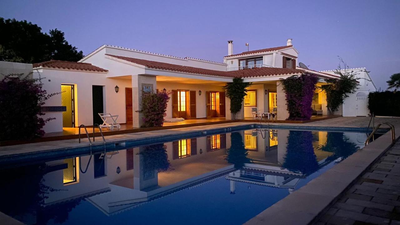 La Calma Espectacular Villa Con Jardin Y Piscina En Menorca S'Algar Bagian luar foto